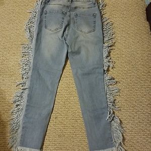 iva frayed jeans